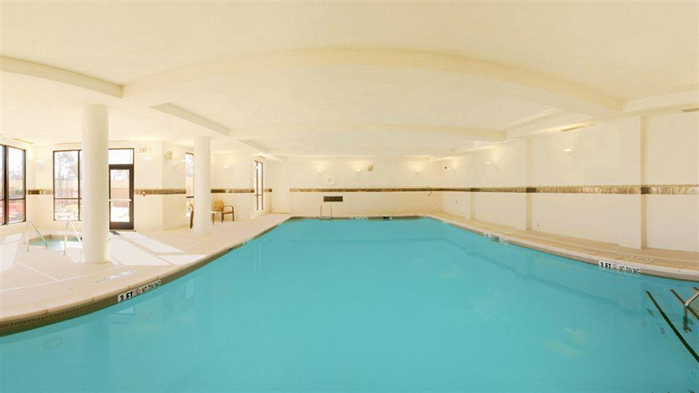 Courtyard Warner Robins Hotel Екстериор снимка