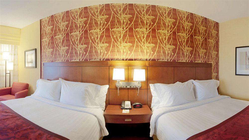 Courtyard Warner Robins Hotel Екстериор снимка