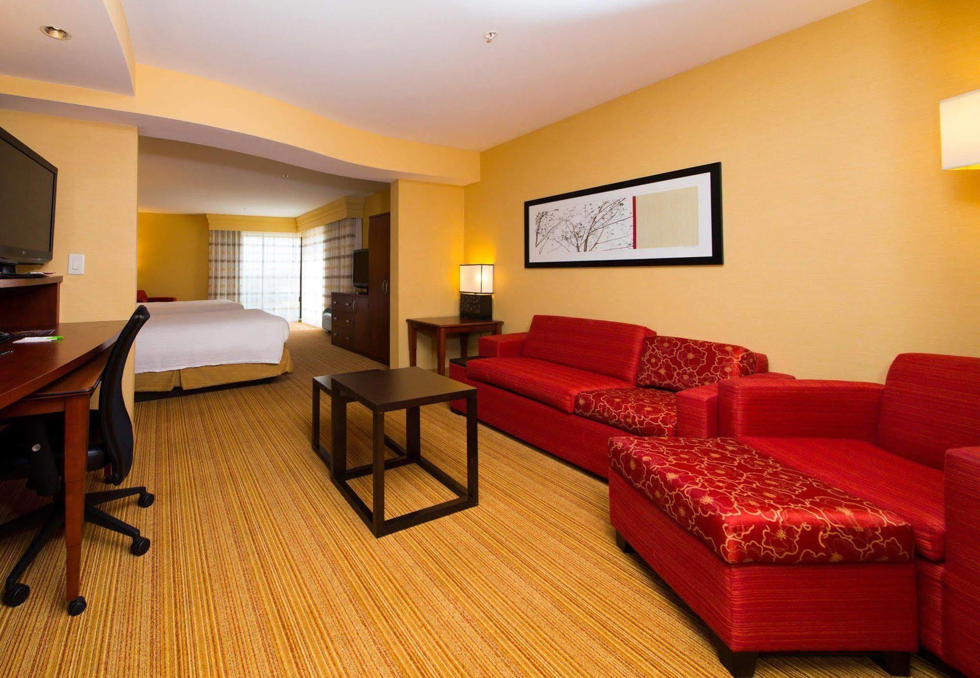 Courtyard Warner Robins Hotel Екстериор снимка