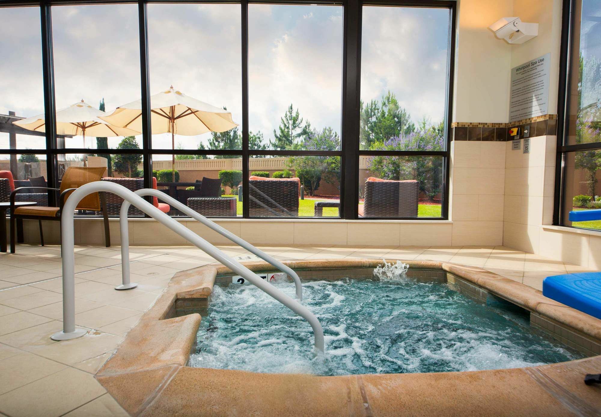 Courtyard Warner Robins Hotel Екстериор снимка